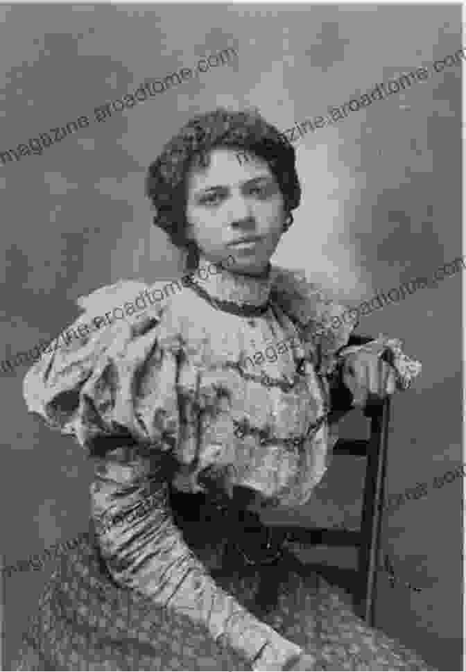 A Historical Black And White Photograph Of Black Women With Natural Hairstyles, Looking Dignified And Proud. Black Girlz And Their Black Hair